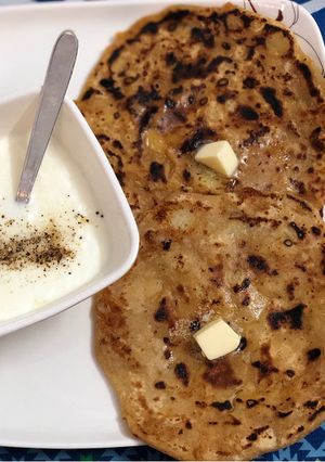 A picture of Aloo ka Paratha.