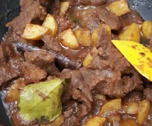 Fresh Menyajikan Semur daging dan kentang Praktis Enak Fresh Menyajikan Semur daging dan kentang Praktis Enak