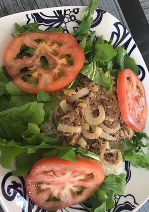 Una foto de Ensalada de atún con arroz