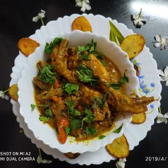 A picture of Curd and mustard chicken.