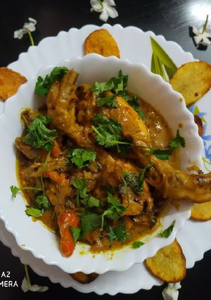 A picture of Curd and mustard chicken.