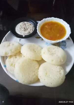 A picture of Breakfast Suji idli.