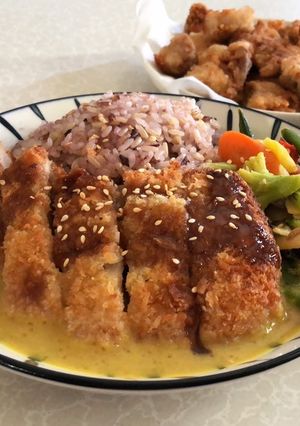 咖喱豬排飯 的食譜成品照片