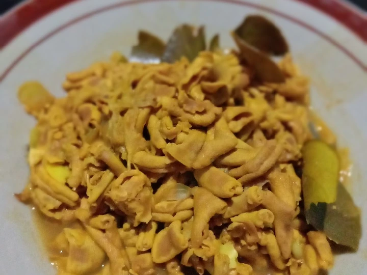 Langkah Gampang Membuat Resep Usus bumbu kuning yang Uenak Anti Ribet, Bisa Manjain Lidah