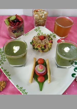 A picture of Dal palak ka Shorba.