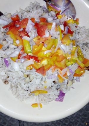 A picture of Shinkafa da wake garau garau.