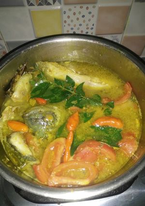 Foto resep Gurame Kuah Kuning Daun Kari