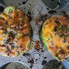 A picture of My loaded baked🥑 Avocados & 🥚eggs.