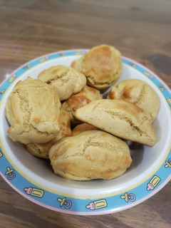 Una foto de Pancitos dulces de harina de garbanzos