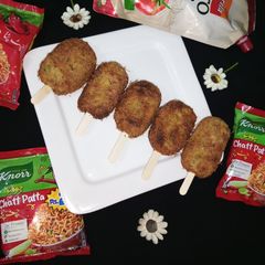 A picture of Chicken skewers.