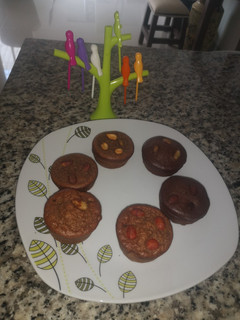 Una foto de Muffins saludables de avena y chocolate (cacoa)