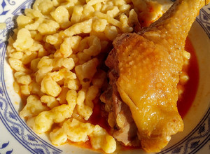 Kakaspörkölt nokedlivel recept fotója