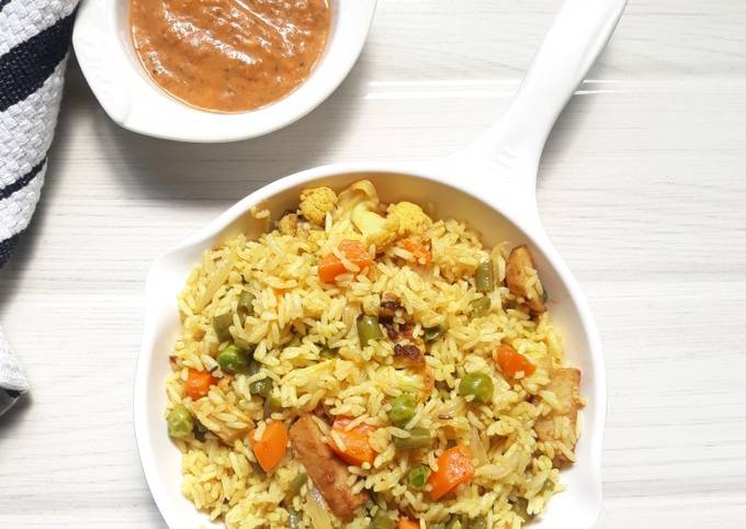 Simple Way to Prepare Quick Vegetable Fried Rice