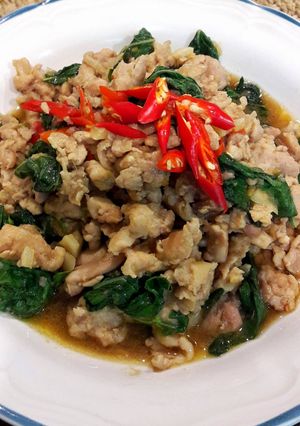 รูปของ กะเพราไก่🐔
