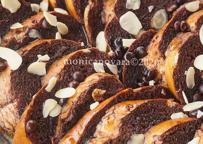 Chocolate Bread and Butter Pudding