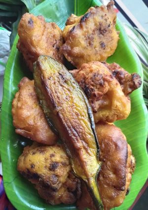 ফুলকপির পকোড়া(foolkopir pakora recipe in bengali) রেসিপির প্রধান ছবি