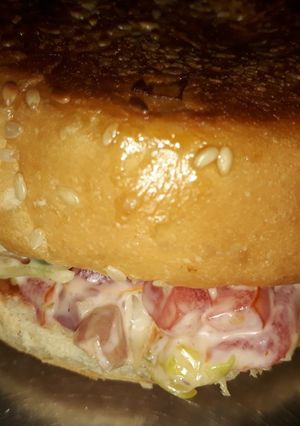 A picture of Hot burger.
