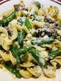 Green Beans & Egg Noodles