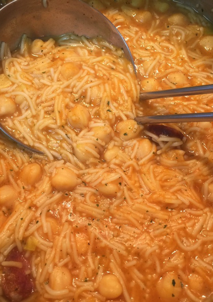 Una foto de Sopa de cocido