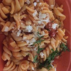 A picture of Red sauce pasta.
