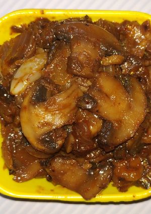 A picture of Garlic mushroom.