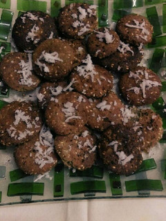 A picture of Bajra (pearl millet)sesame (til) tikki.