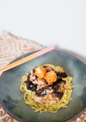 A picture of E-Fu Noodle.