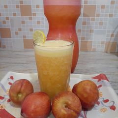 A picture of Peach juice.