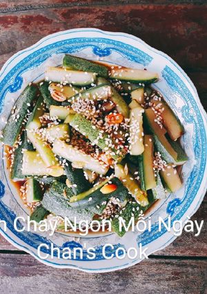 Hình của món Dưa leo trộn chay.