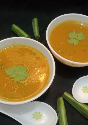 सहजन टमाटर का सूप रेसिपी मुख्य फोटो