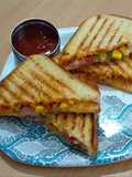 મકાઈ કેપ્સીકમ સેન્ડવીચ (Makai Capsicum Sandwich Recipe In Gujarati)