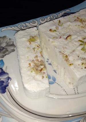 A picture of Malai kulfi.