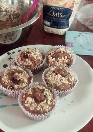 รูปของ Peanut butter apple cinnamon baked oatmeal cups