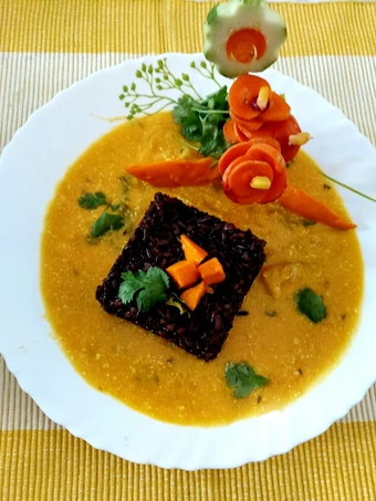 Recipe Ripe Mango Kadhi With Black Rice and Salad which So Delicious