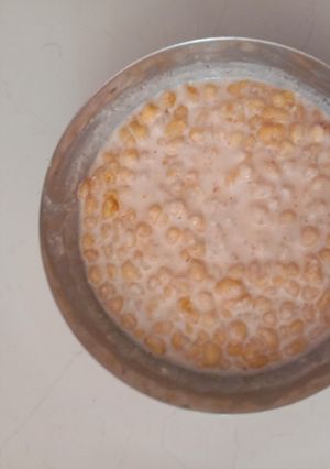 A picture of Boondi raita.