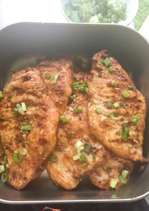 A picture of Korean grilled chicken breasts.