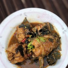 A picture of Catfish pepper soup.