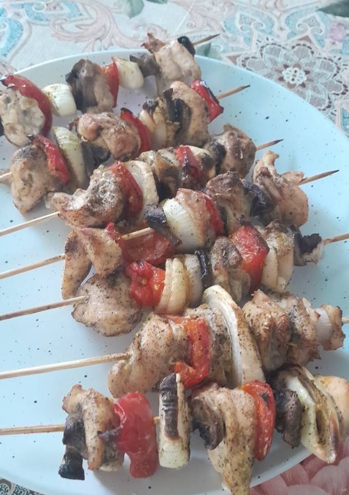 Курячі шашлики в духовці
