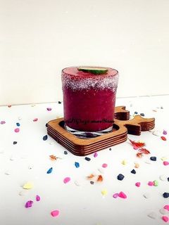 عکسی از دستور مارگاریتا توت فرنگی🍓🍸