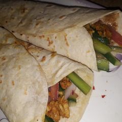 A picture of Chicken shawarma (Turkish food).