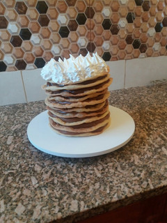 Una foto de Torta rogel 😋😉