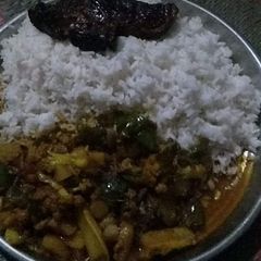 A picture of Rice and stew.