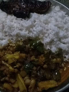 A picture of Rice and stew.