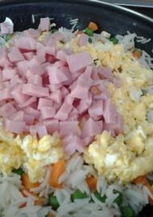 Una foto de Arroz tres delicias