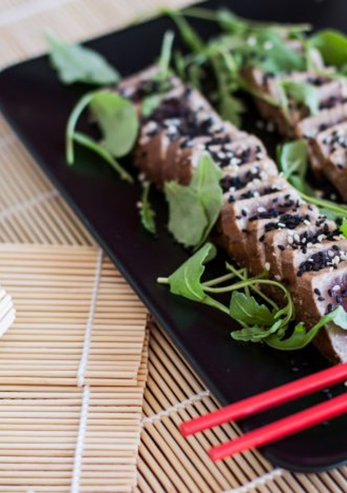 Una foto de Tataki de atún rojo