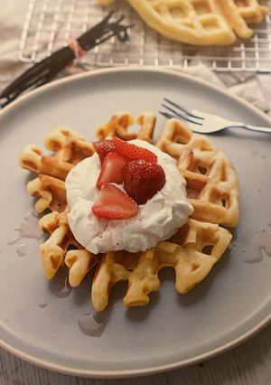 Vanillecreme-Waffeln mit Erdbeeren Rezepthauptbild