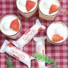 A picture of Raffaello chocolate dessert.