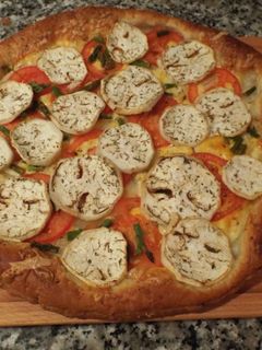 Una foto de Hojaldre con verduras y queso