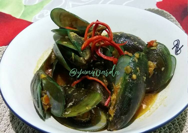 Kerang Hijau Asam Manis
