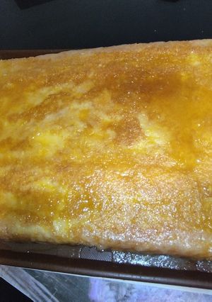 Una foto de Torta de naranja con glasé y almíbar, puro sabor! 🍊🍊🍊